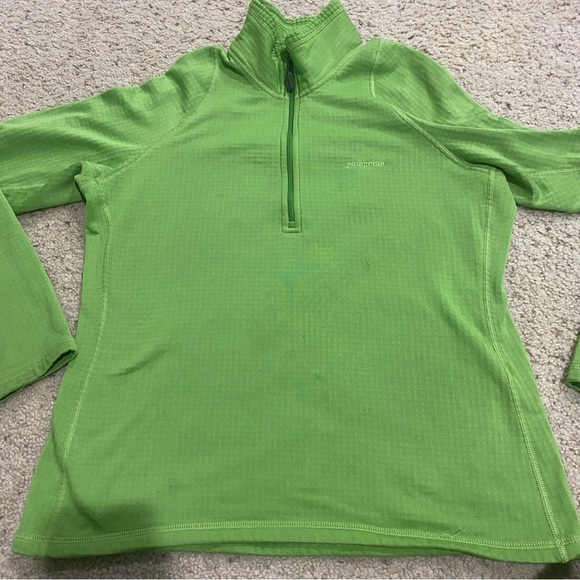 Patagonia Women’s 1/2 Zip Lime Green Size Medium Logo Flaws Polartec - Picture 12 of 16